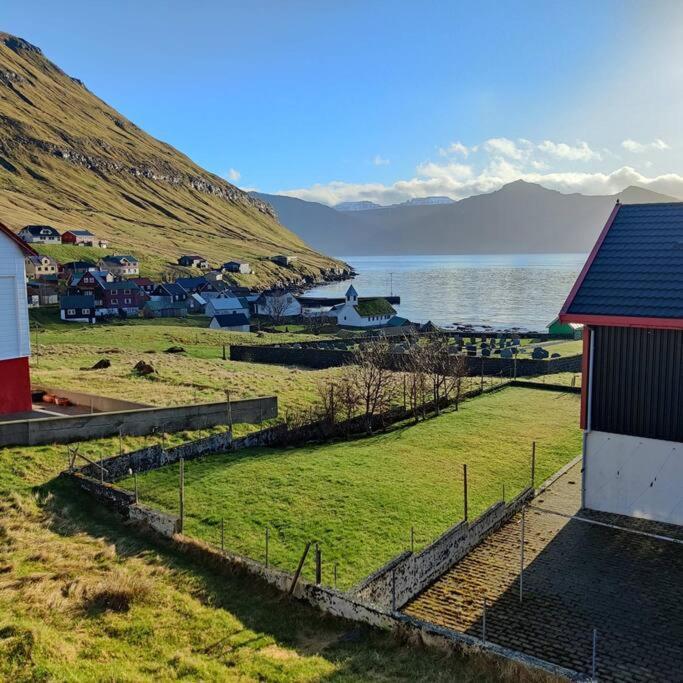 Apartamento New Flat With Hot Tub - No1 Oyndarfjordur Exterior foto